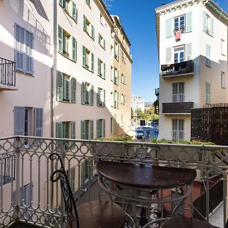 Typical 2 Bedrooms Apartment Old Town, 80M² * Nice